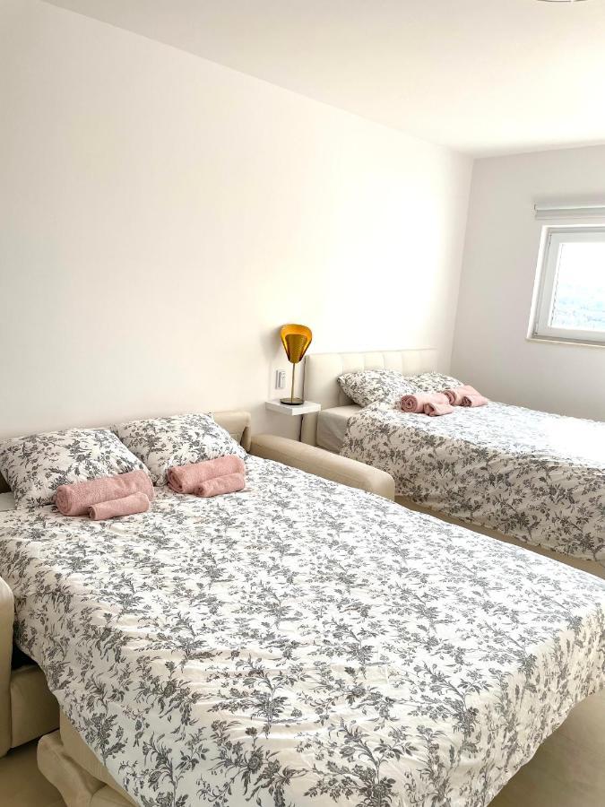 Apartment Vila ** Stinica Extérieur photo