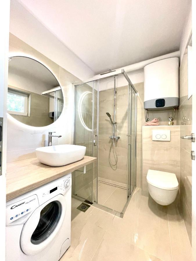 Apartment Vila ** Stinica Extérieur photo